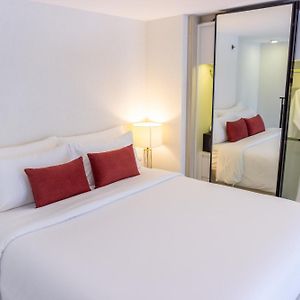 Premier Duplex Queen Room